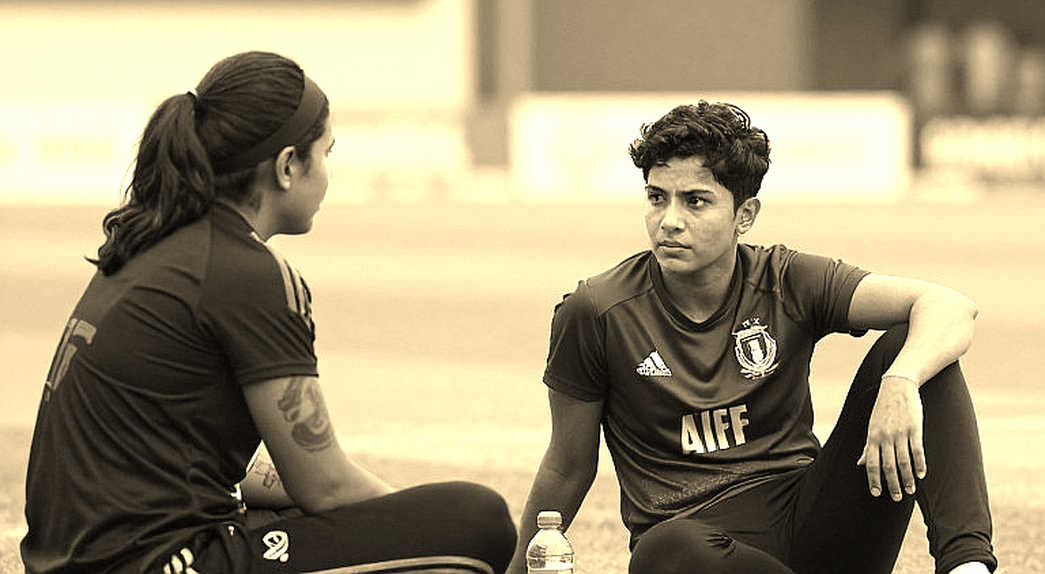 ज़हीर-धोनी बैठक से पहले: CSK का रिटेंशन फ़ैसला आख़िर किस काग़ज़ में दर्ज होगा ज़हीर-धोनी बैठक से पहले: CSK का रिटेंशन फ़ैसला आख़िर किस काग़ज़ में दर्ज होगा